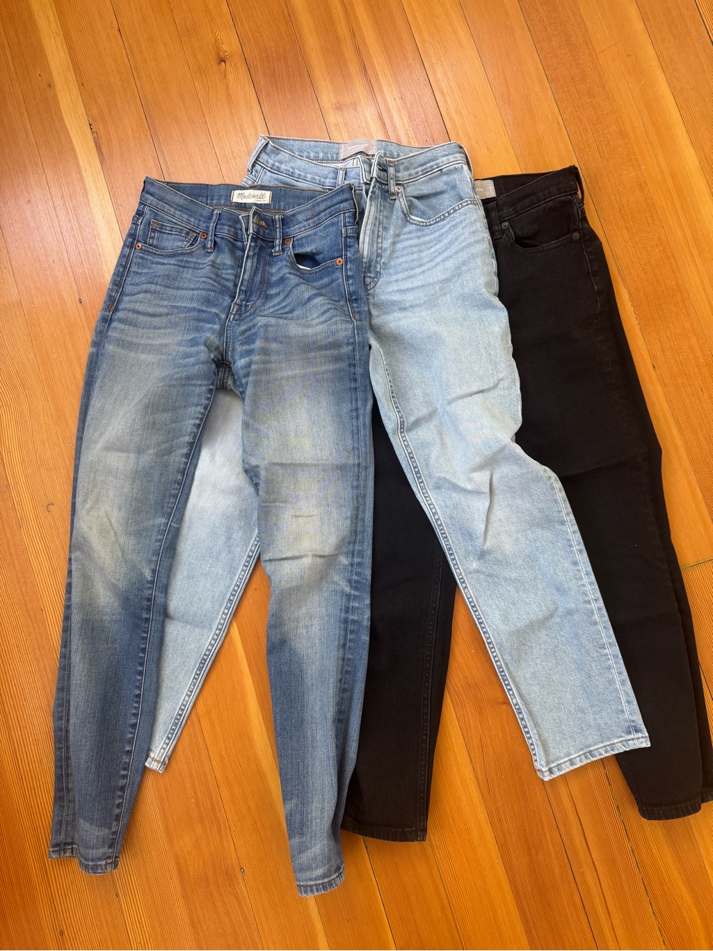 Everlane Women's Ankle Jeans Trio - Dark Blue, Light Blue, Black